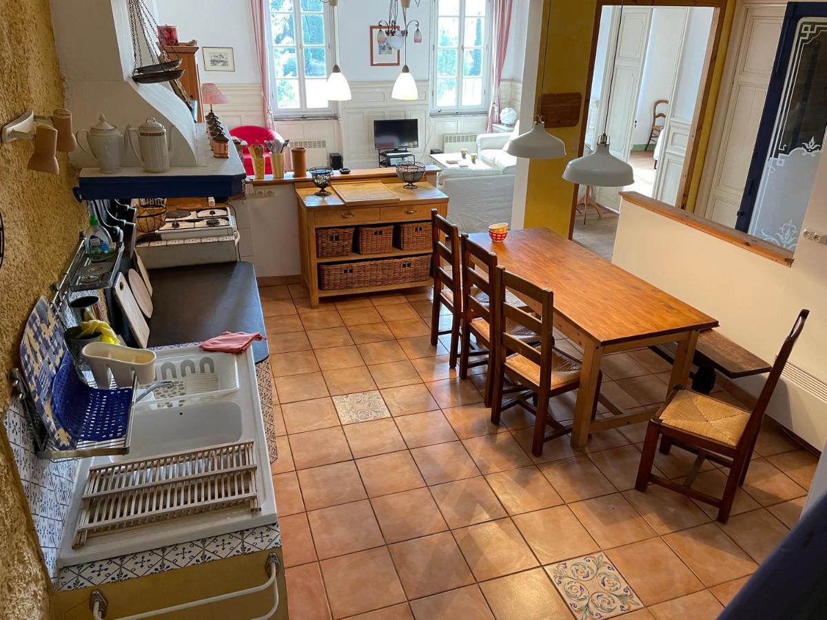 Grosse Ferienwohnung Am Canal Du Midi Mit Dachterrrasse Homps  Exteriör bild